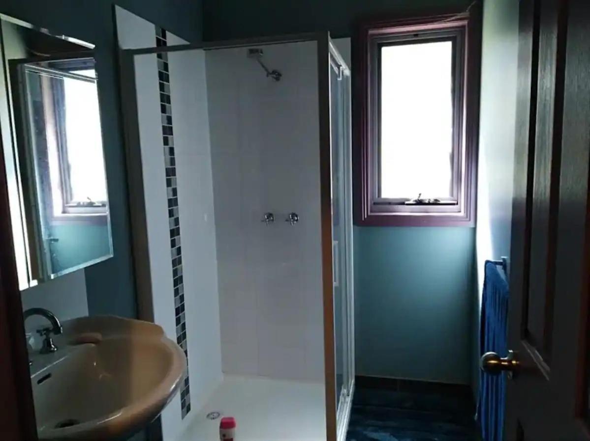 Purple House - Corner Spa, Views And Wildlife Holiday home
